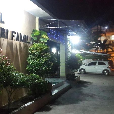 Bahari Family Hotel Bitung Zewnętrze zdjęcie