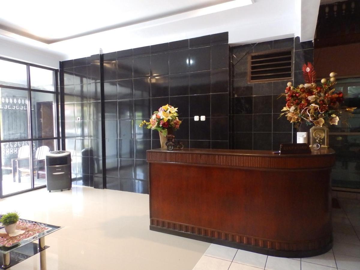 Bahari Family Hotel Bitung Zewnętrze zdjęcie