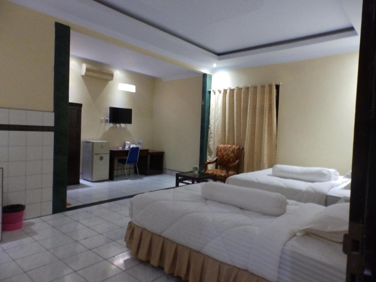 Bahari Family Hotel Bitung Zewnętrze zdjęcie