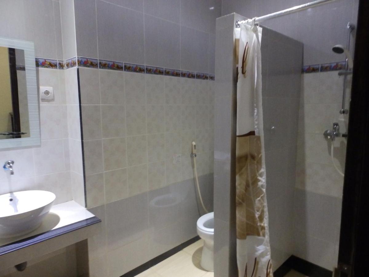 Bahari Family Hotel Bitung Zewnętrze zdjęcie